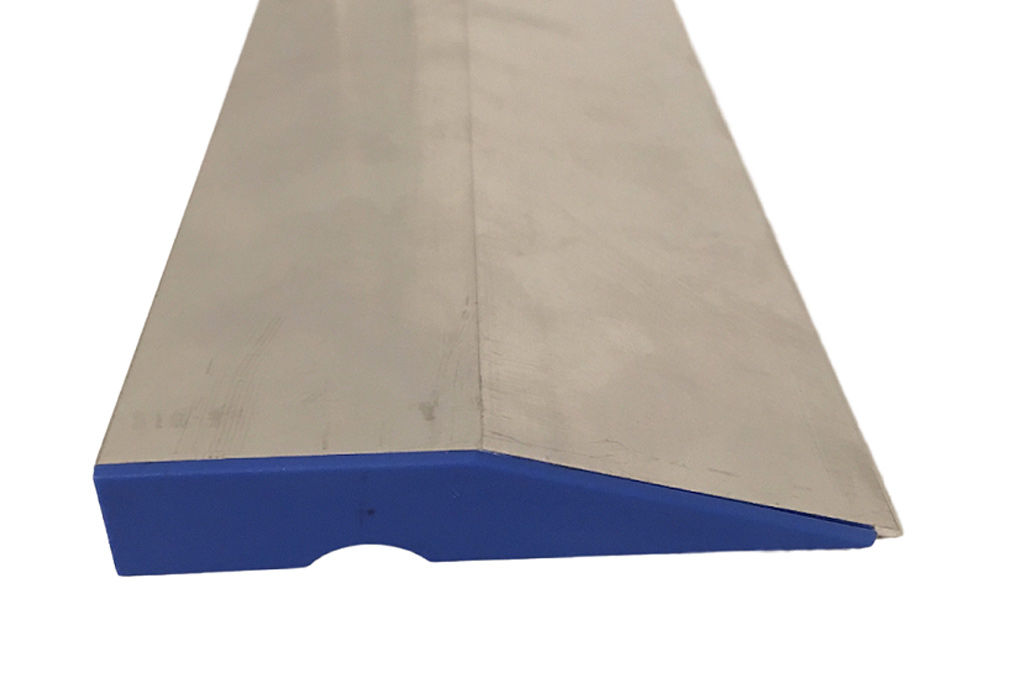 Aluminium-rij-trapezium-detail